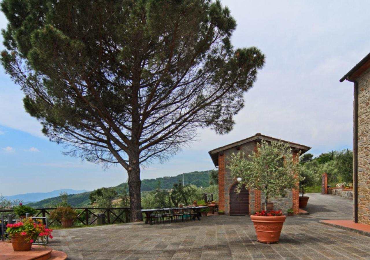 Hostal I Sette Borghi Massa e Cozzile Exterior foto